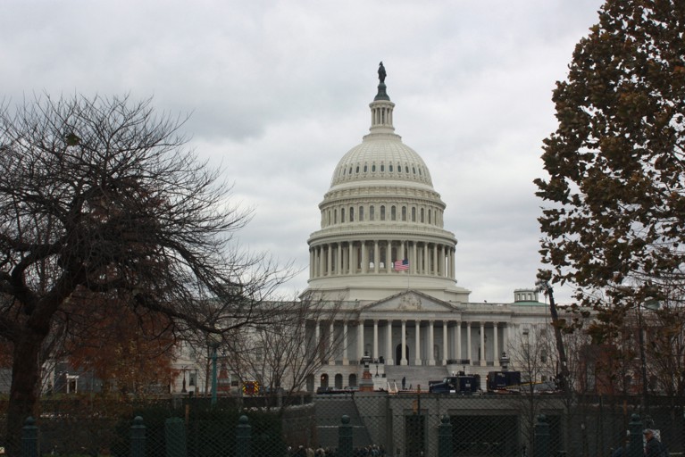 «Бесконечная война». Реакции на принятие в США пакета военной помощи Украине почти на 61 миллиард долларов — Daily Storm