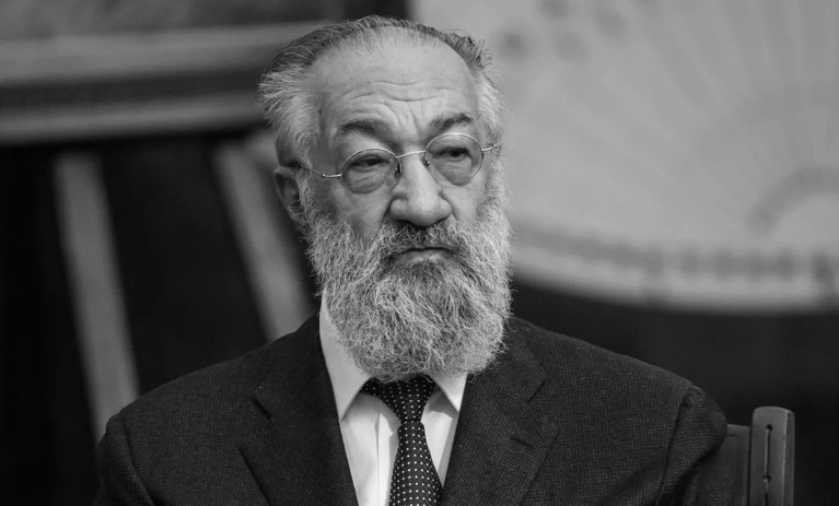 Ему было 84 года
