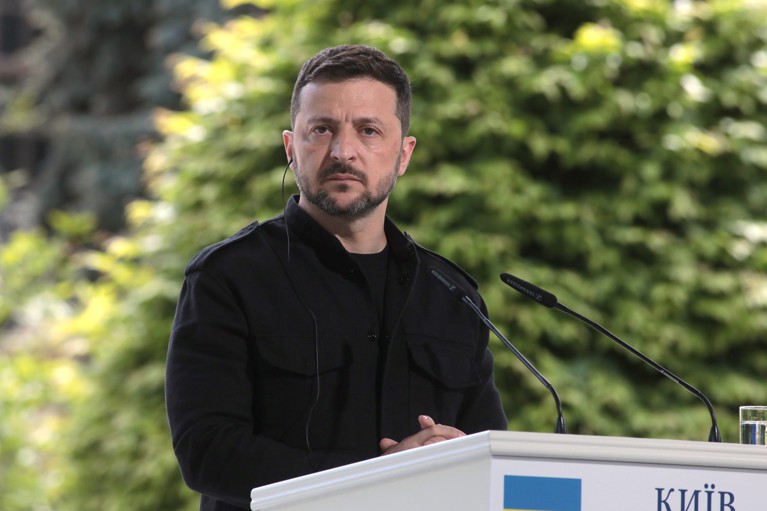 Тогда Киев будет готов к диалогу, подчеркнул глава государства