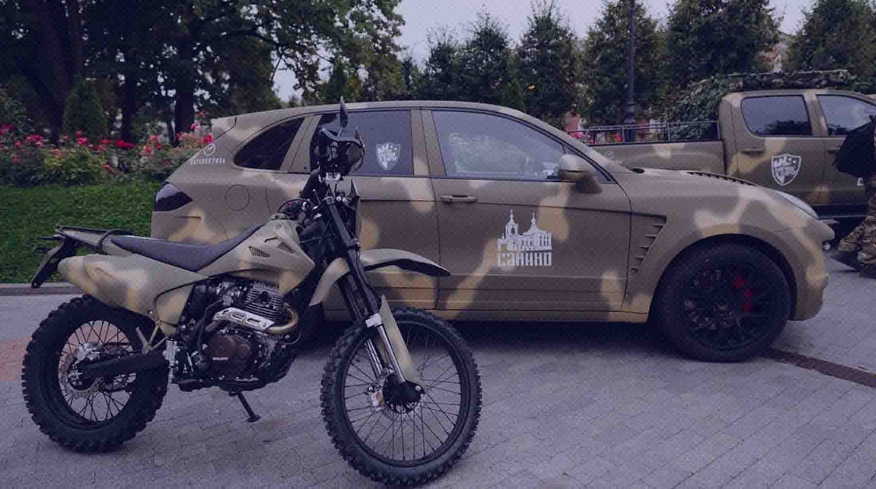 По словам партийцев, такой автомобиль попросили прислать бойцы Фото: Пресс-служба ЛДПР