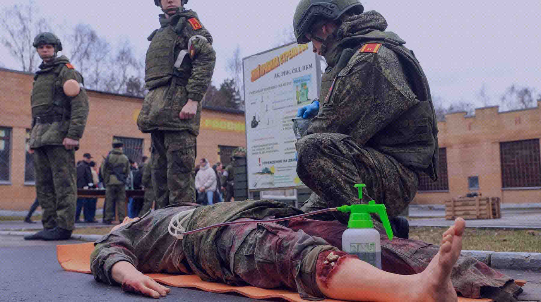 Детям предлагали оказать раненому первую помощь Фото: Global Look Press / Шатохина Наталья