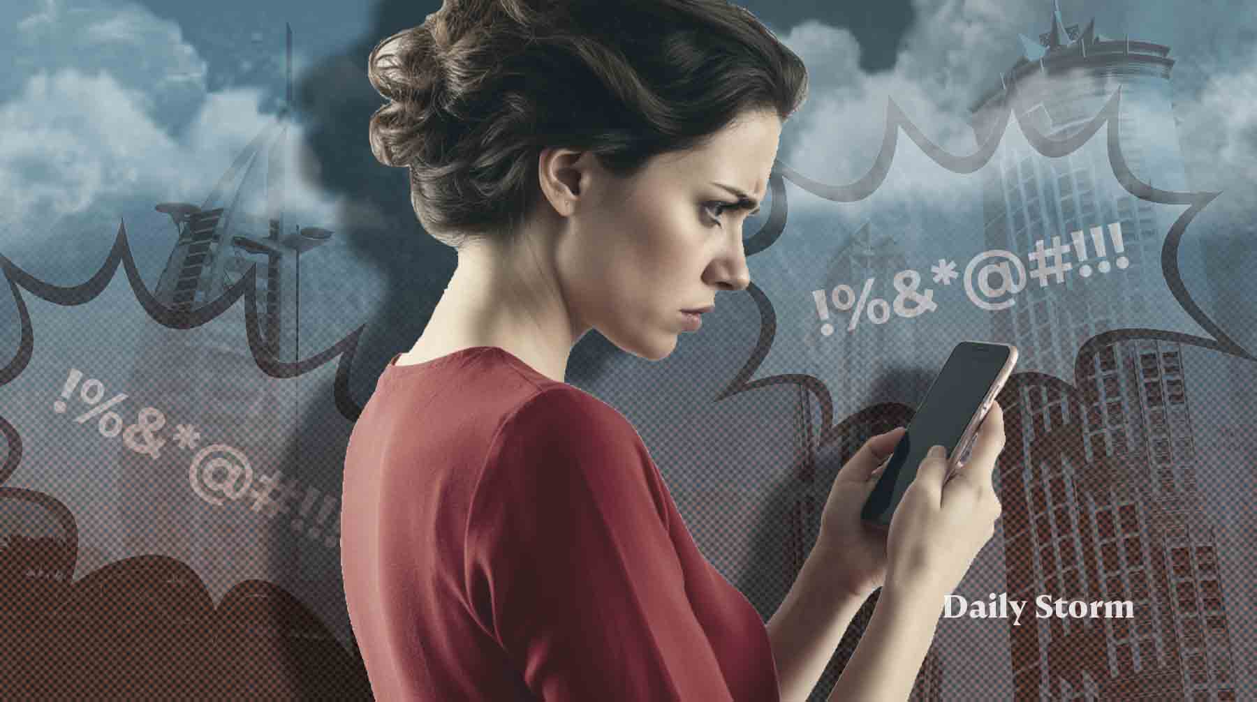 Девушка наехала на тех, кто считает, что ей как супруге парламентария «неприлично выкладывать фото в купальнике с голой жопой» Коллаж: Daily Storm