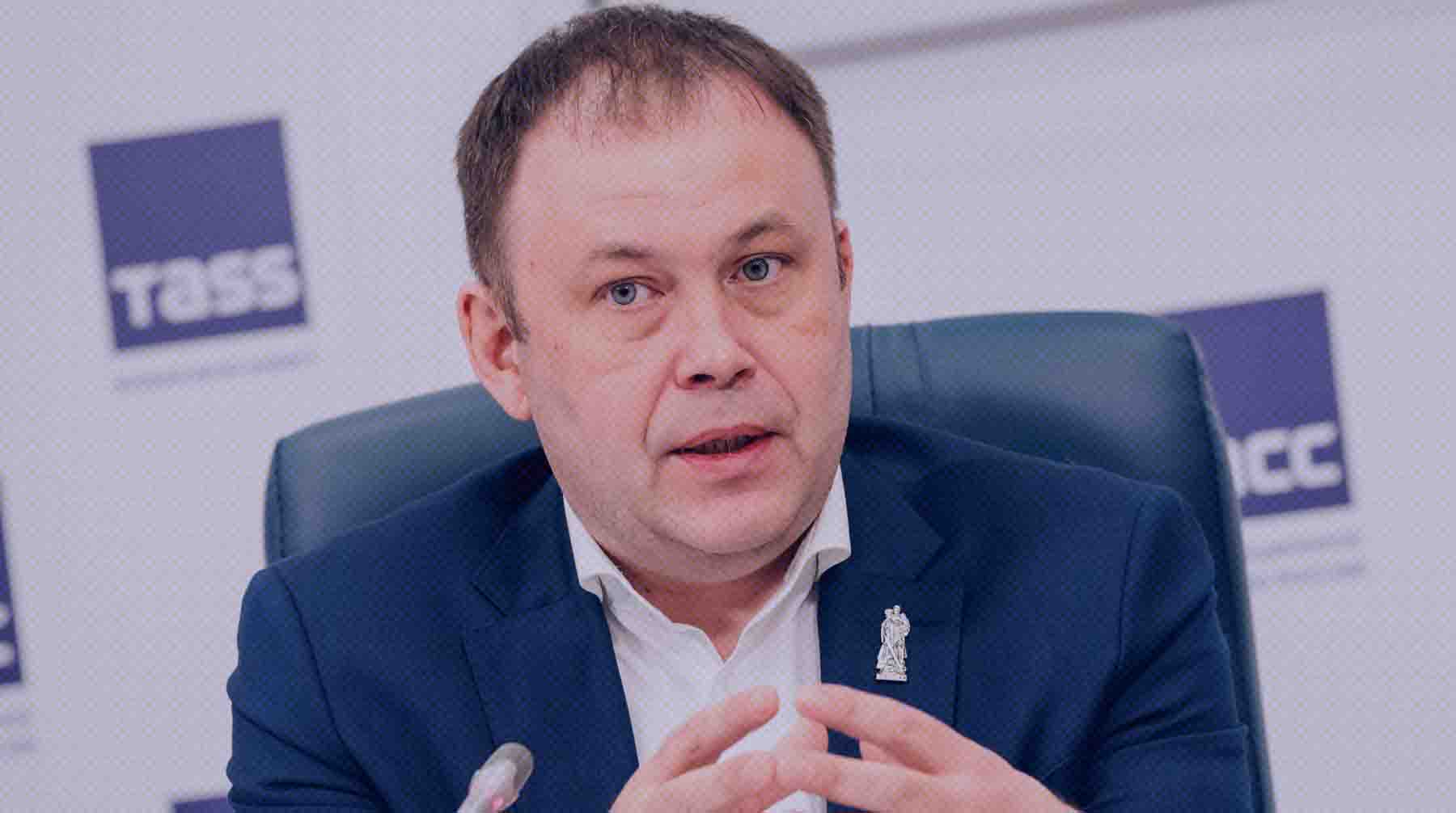 Глава региона выступил со спорной речью и подставился под удар из-за врачей и собственных пиарщиков, считают эксперты Илья Середюк