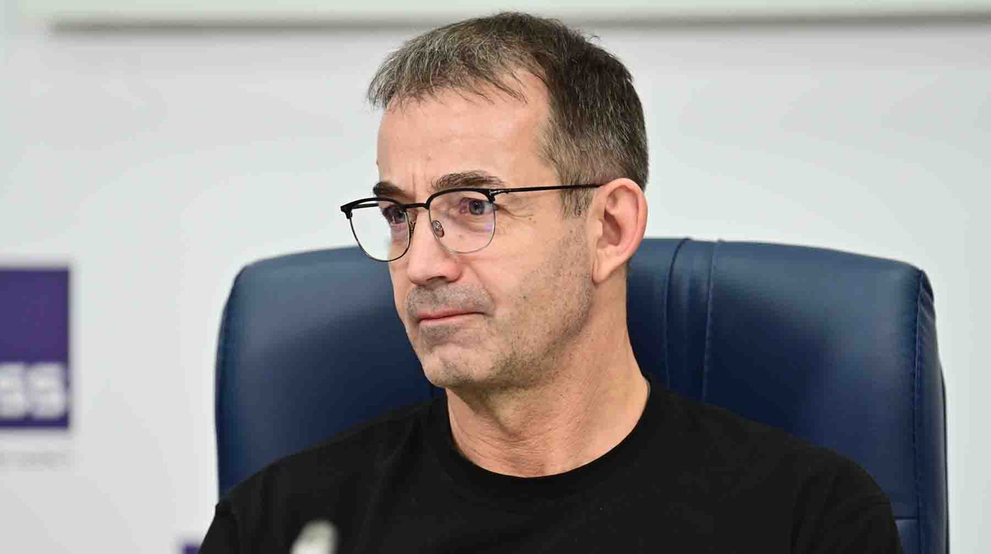 Дмитрий Певцов