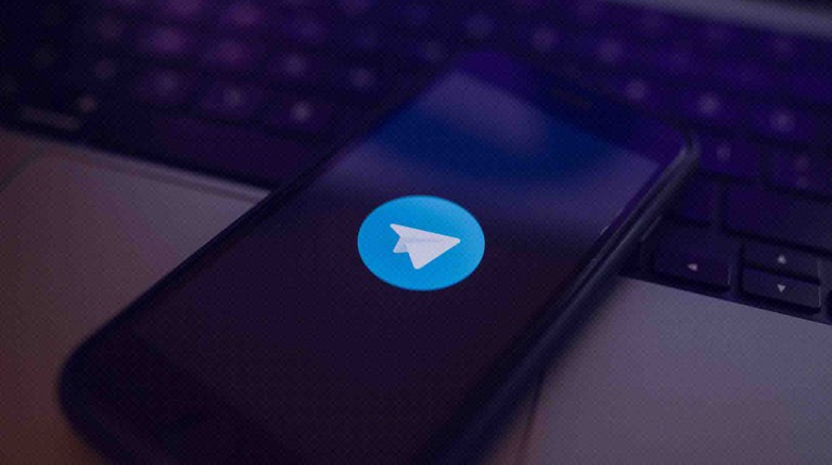 Роскомнадзор отреагировал на слухи о полной блокировке Telegram с 1 апреля — Daily Storm