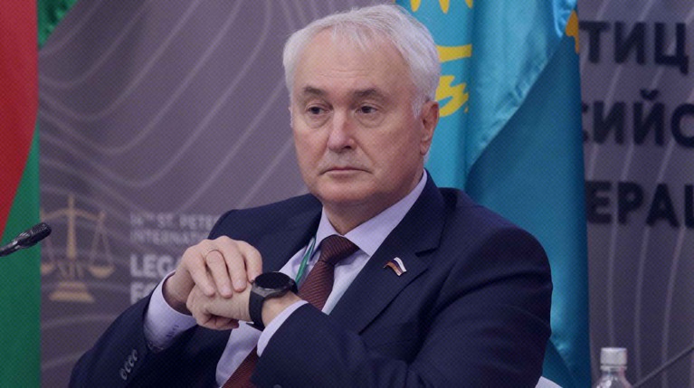 Так он прокомментировал закон о расширении категорий осужденных, которые смогут заключать контракты с Минобороны Андрей Картаполов