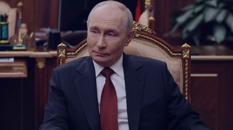 Москва пока молчит, но украинский президент заявил, что не готов к переговорам, пока его считают нелегитимным Фото: Global Look Press / Kremlin Pool