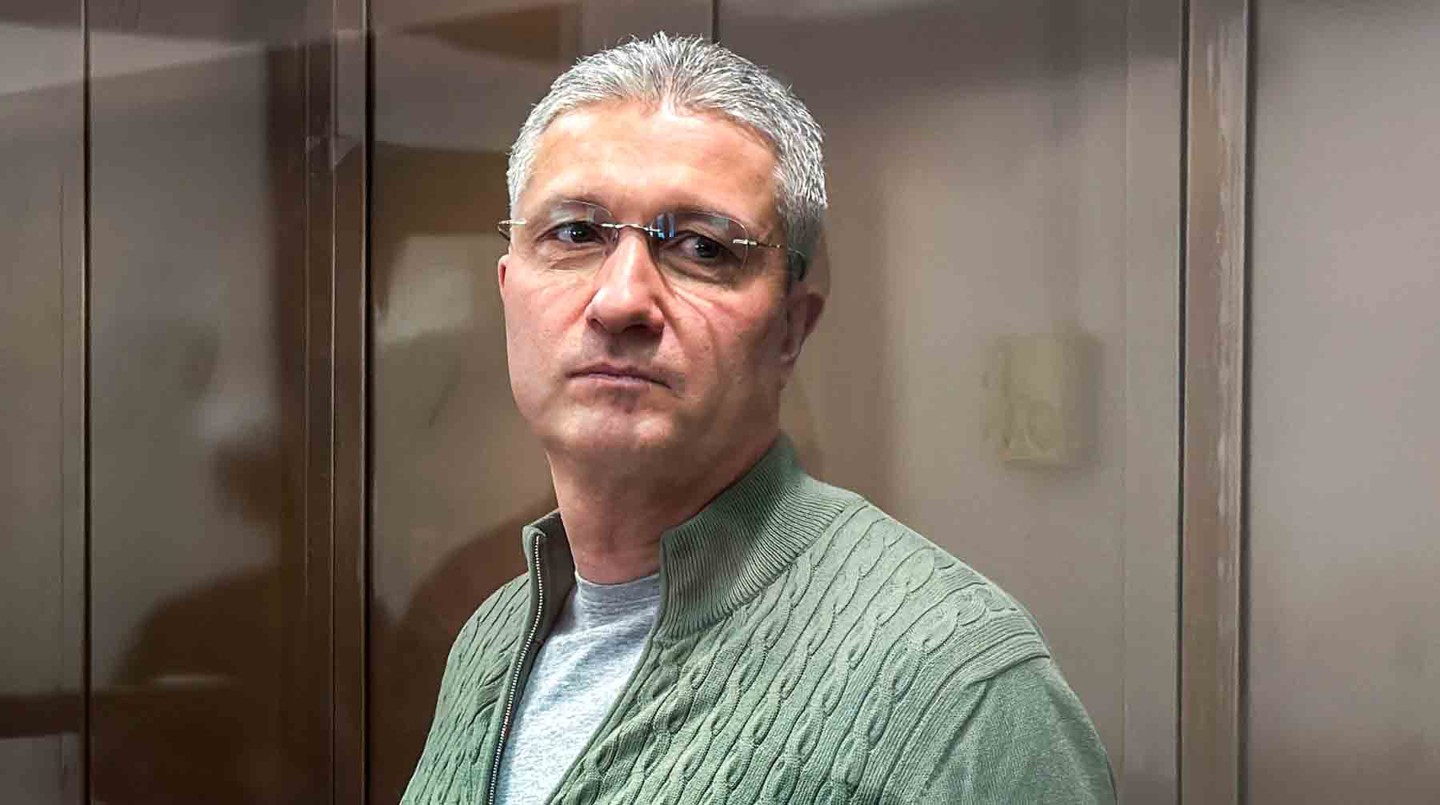 Тимур Иванов